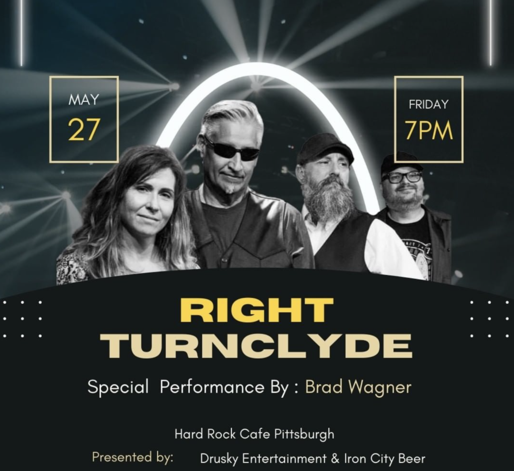 Right TurnClyde at the Hard Rock Cafe
